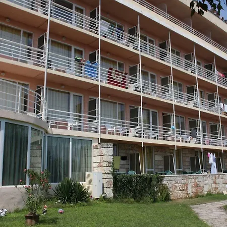 Hotel Vezhen - Free Parking Goudstrand