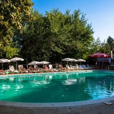 Hotel Vezhen - Free Parking