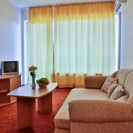 Vezhen - Free Parking Goudstrand