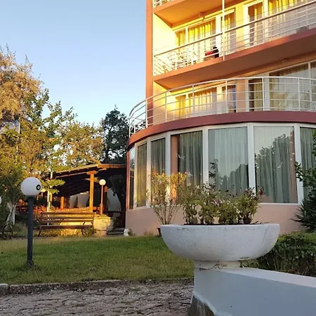 Vezhen - Free Parking 3* Goudstrand