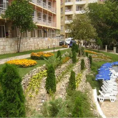 Vezhen - Free Parking ゴールデンサンド