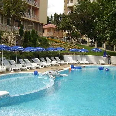 Vezhen - Free Parking ホテル 3*