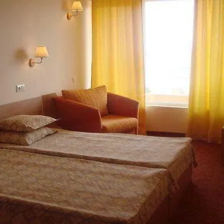 Vezhen - Free Parking 호텔 3*