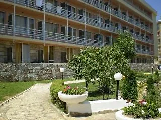 Vezhen - Free Parking 3*