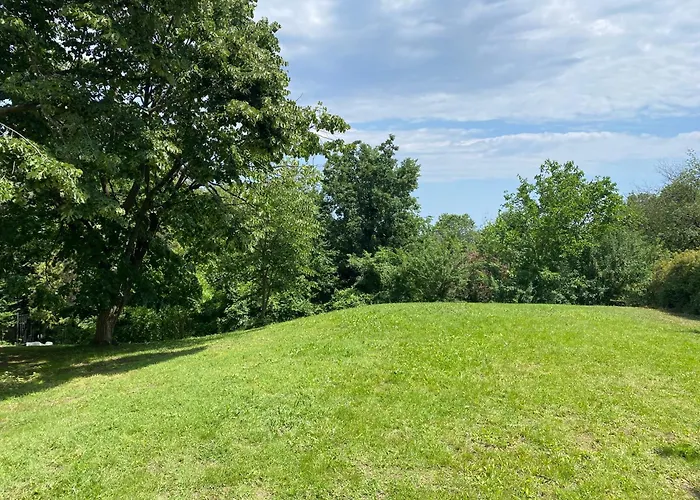 מלון Vezhen - Free Parking 3*